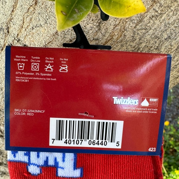 NWT Twizzlers Crew Socks. Men Shoe Size 6-12 - Picture 8 of 8